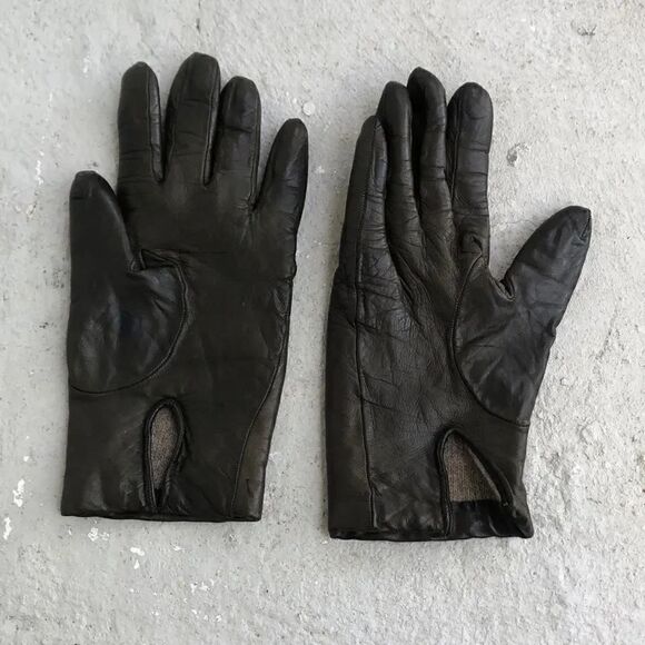 Accessories - Lamb skin  gloves